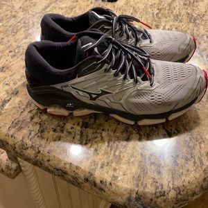 Mizuno Running Shoes